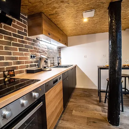 Le Petit Macaron Industriel Hyper Centre 5min Place Stan Insolites *